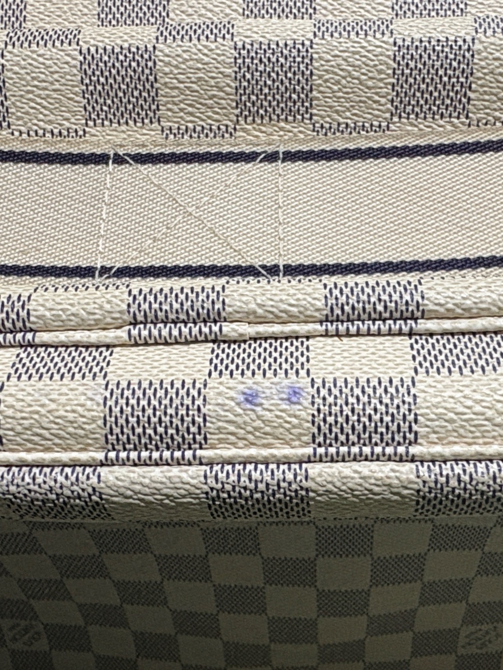 Louis Vuitton Damier Azur Check Crossbody - Light Blue/White - Picture 5 of 7